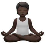 Femme Dans La Posture Du Lotus (peau foncée)